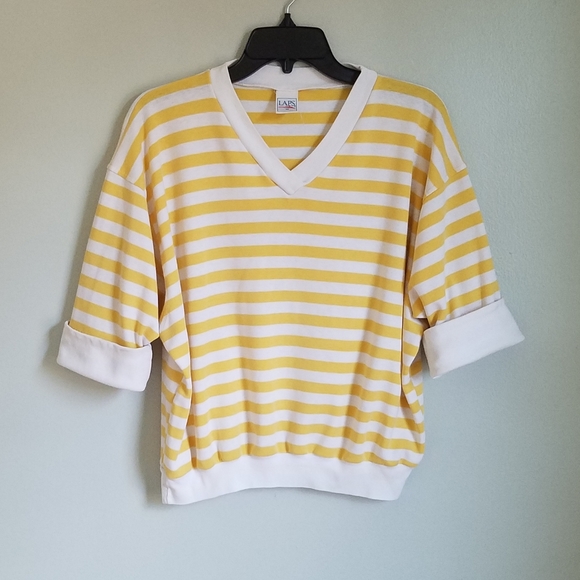 COPY - Vintage Oversize Striped Yellow White Crop… - Picture 4 of 7